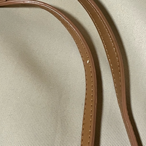 Tommy Hilfiger Large Tote - Picture 5 of 6